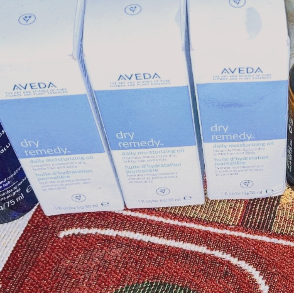 AVEDA (3) DRY REMEDY OIL